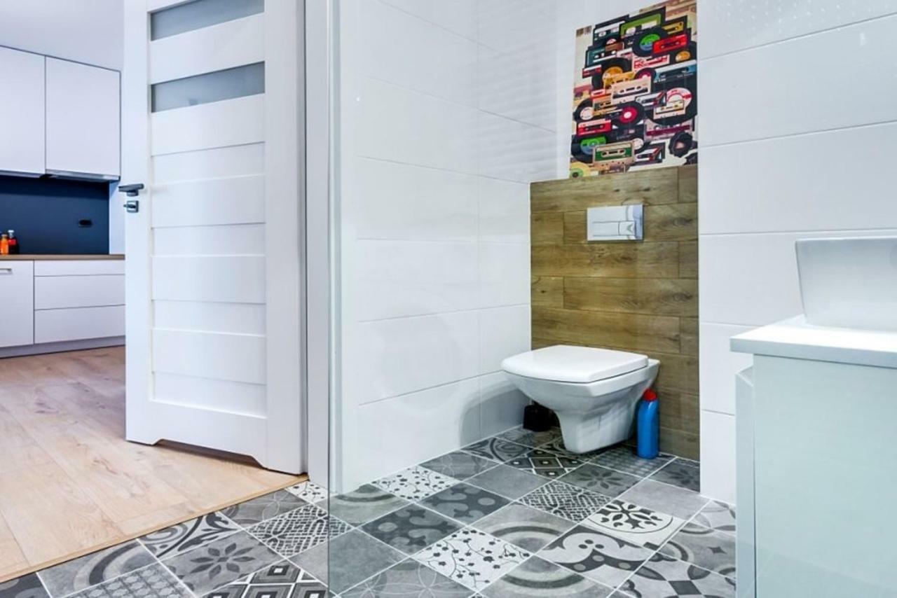 Bluebird City Center Apartment Wroclaw Ngoại thất bức ảnh