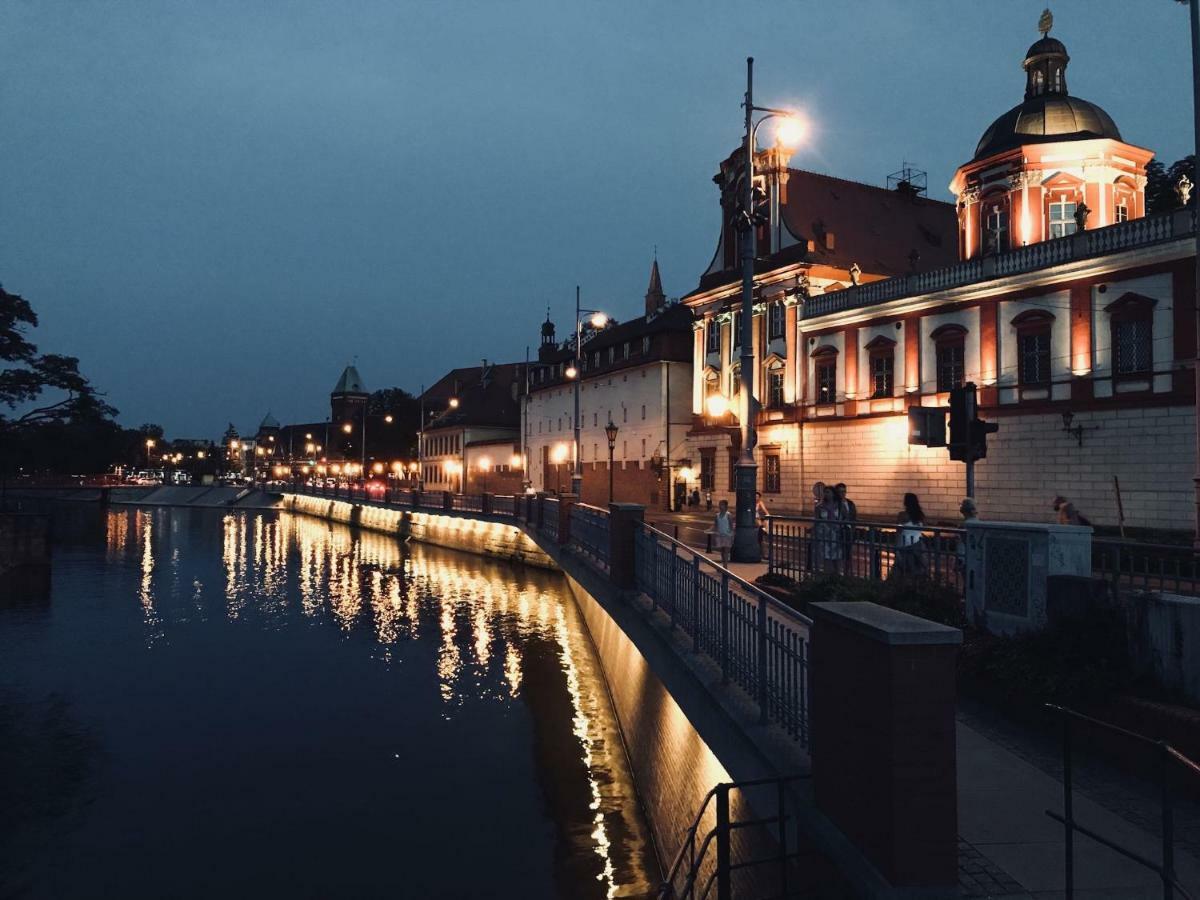 Bluebird City Center Apartment Wroclaw Ngoại thất bức ảnh